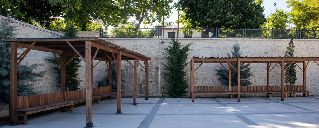 Pergole i zadaszenia tarasów: pergola nad tarasem